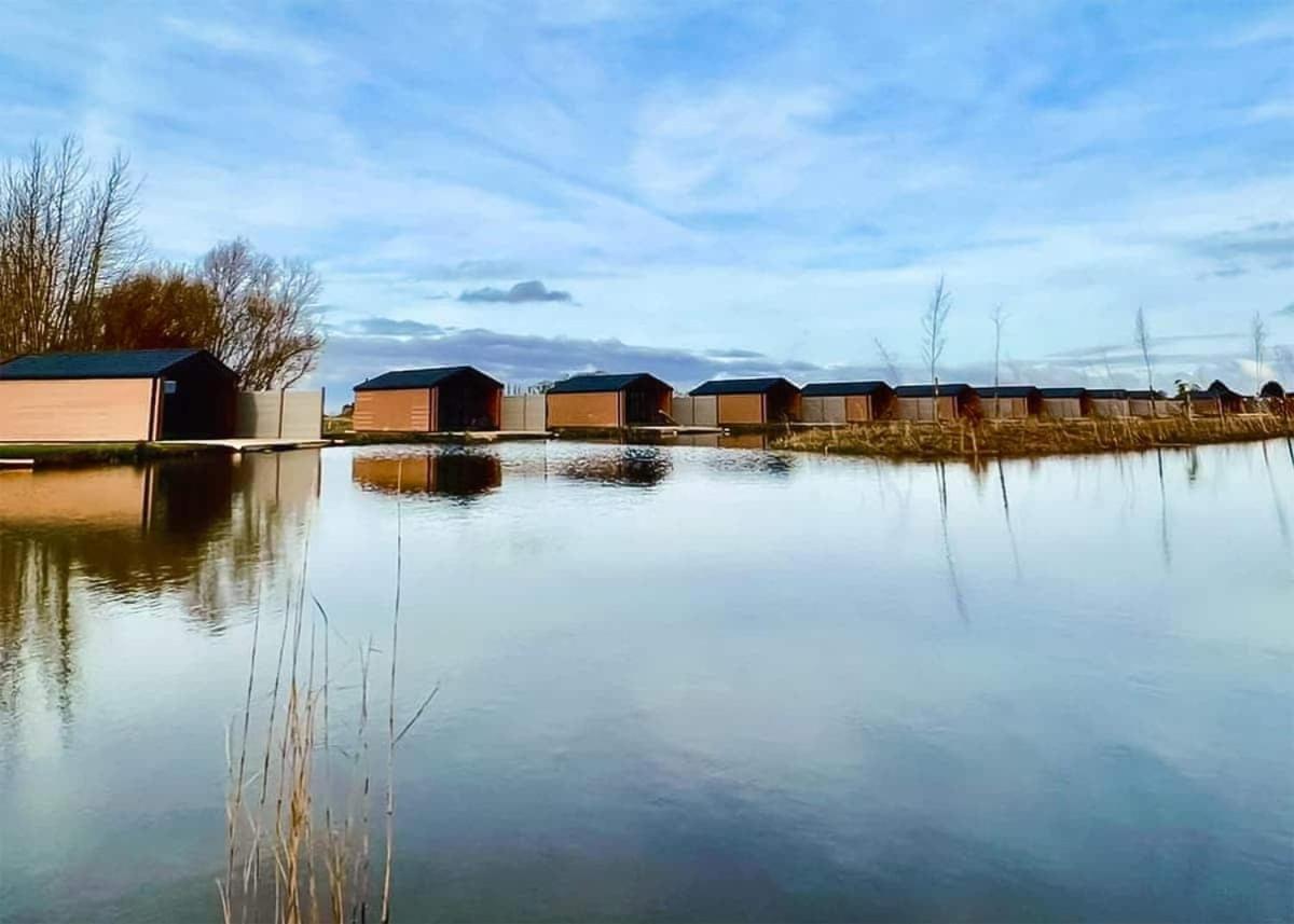 Lakeside Fishing Retreats Old Leake Dış mekan fotoğraf